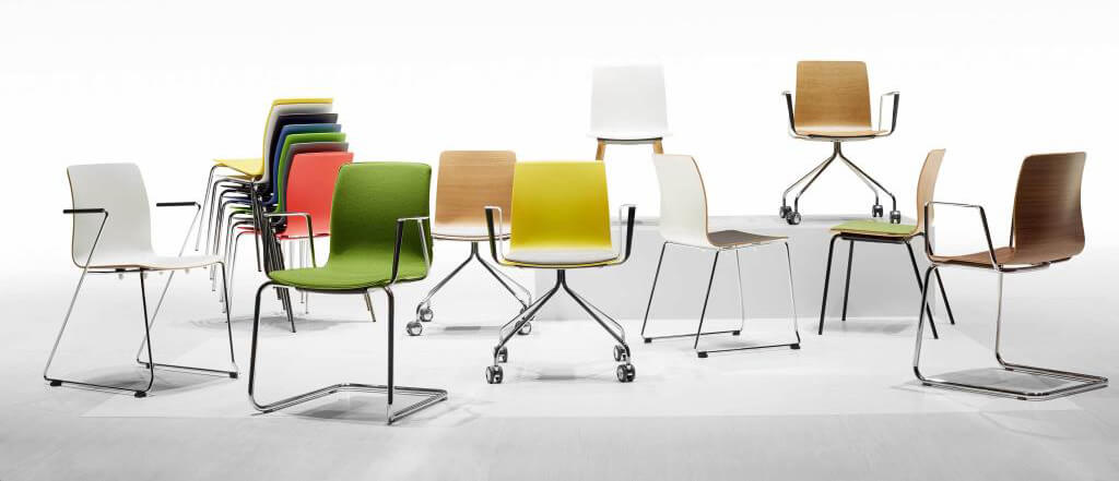 Bürostühle in modernen Farben